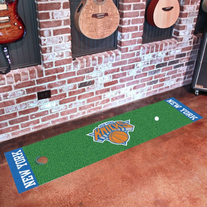 New York Knicks Putting Green Mat