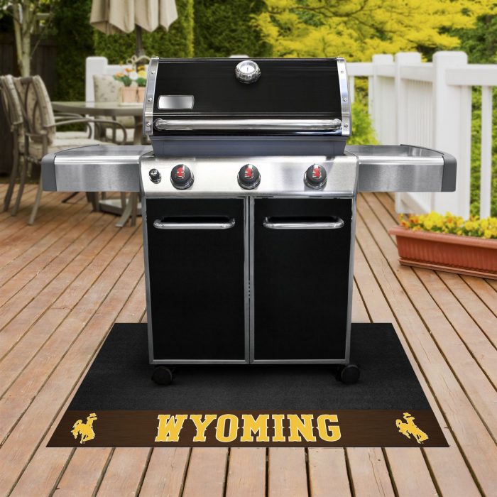 University of Wyoming Grill Mat