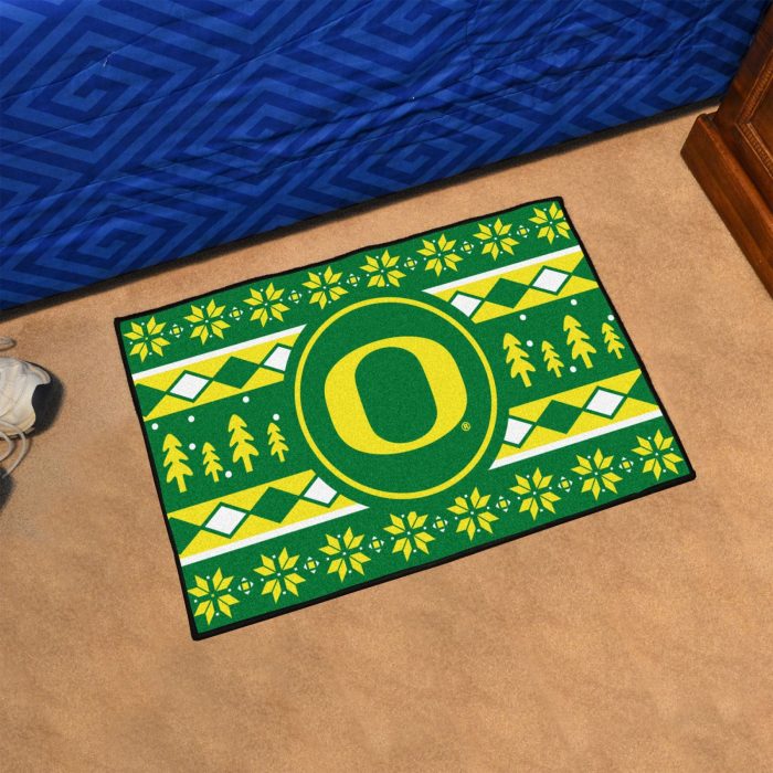 University of Oregon Holiday Sweater Starter Mat